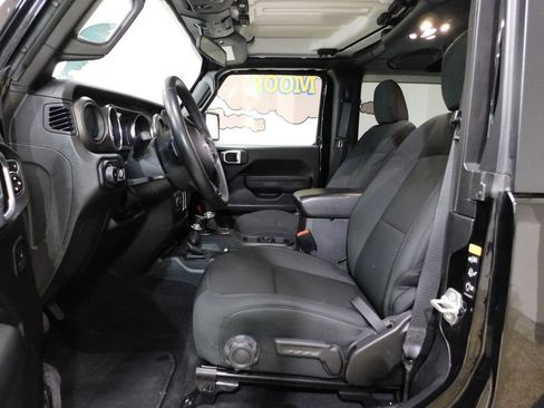 Used 2021 Jeep Wrangler Sport AWD/4WD image 29