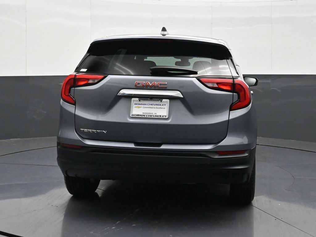 Certified 2021 GMC Terrain SLE FWD image 4