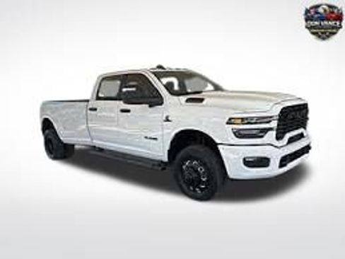 Used 2025 RAM 3500 Laramie w/ Night Edition AWD/4WD image 1