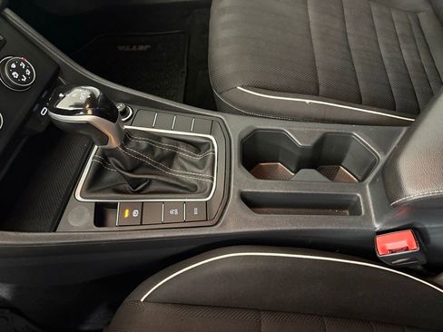 Used 2023 Volkswagen Jetta Sport FWD image 29
