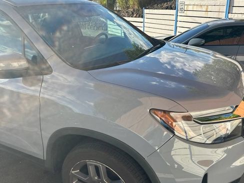 Used 2023 Honda Passport EX-L image 2