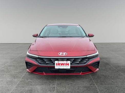 New 2026 Hyundai Elantra Limited image 8