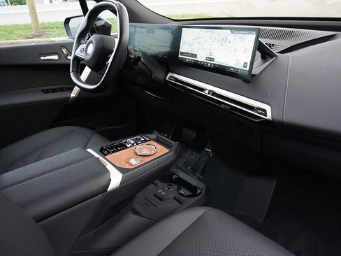 Used 2024 BMW iX xDrive50 w/ Premium Package image 40