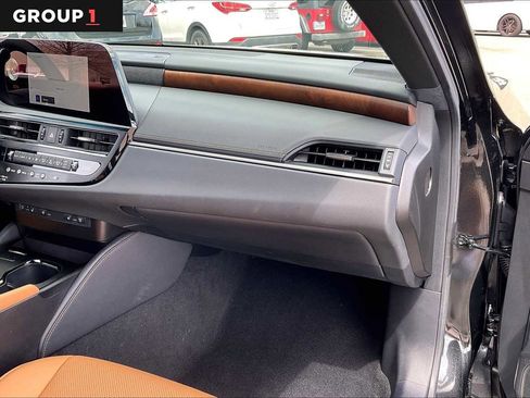 Certified 2025 Lexus ES 350 ES 350 image 16