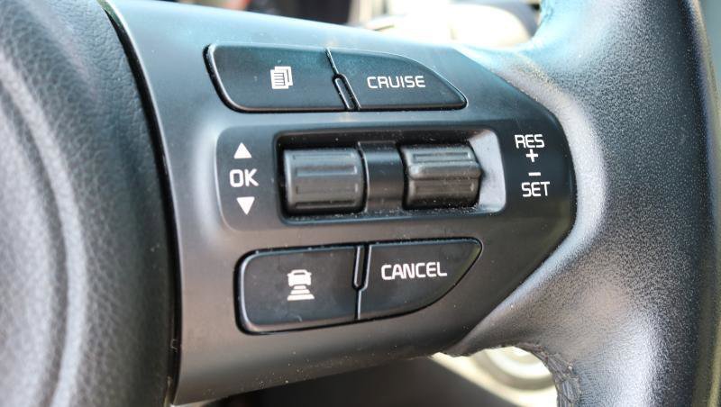 Used 2017 Kia Sorento SX FWD image 10