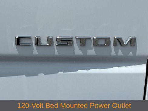 Used 2023 Chevrolet Silverado 1500 Custom AWD/4WD image 18