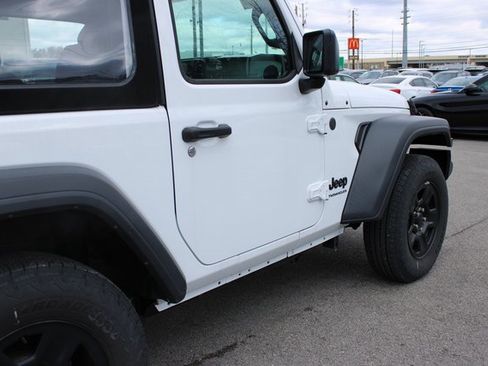 Used 2024 Jeep Wrangler Sport image 43