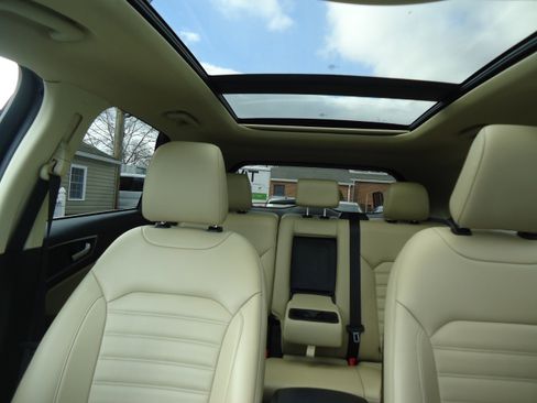 Used 2022 Ford Edge SEL w/ Convenience Package image 33