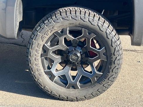 Used 2021 GMC Sierra 1500 SLT w/ SLT Premium Plus Package AWD/4WD image 5