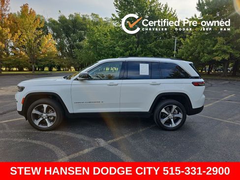 Used 2023 Jeep Grand Cherokee Limited AWD/4WD image 1
