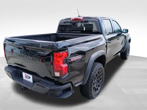Certified 2025 Chevrolet Colorado Trail Boss AWD/4WD image 5