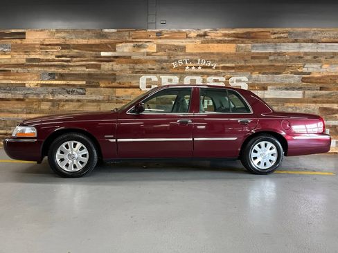 Used 2005 Mercury Grand Marquis LS RWD image 25