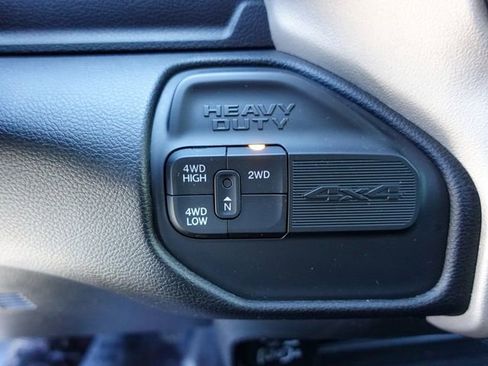 Used 2024 RAM 2500 Laramie AWD/4WD image 21