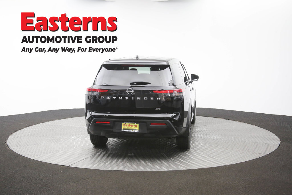 Used 2024 Nissan Pathfinder S AWD/4WD image 36