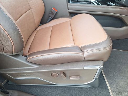 Used 2025 Ford F350 King Ranch w/ Chrome Package image 20