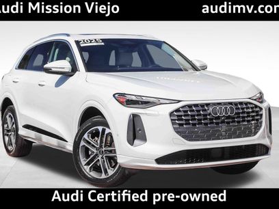 Certified 2025 Audi Q5 Premium w/ Convenience Package