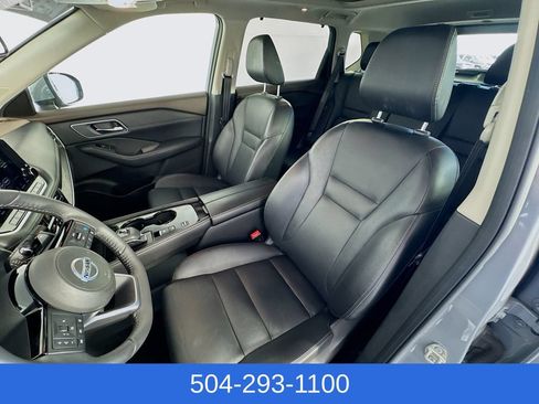 Used 2021 Nissan Rogue SL w/ Premium Package FWD image 23