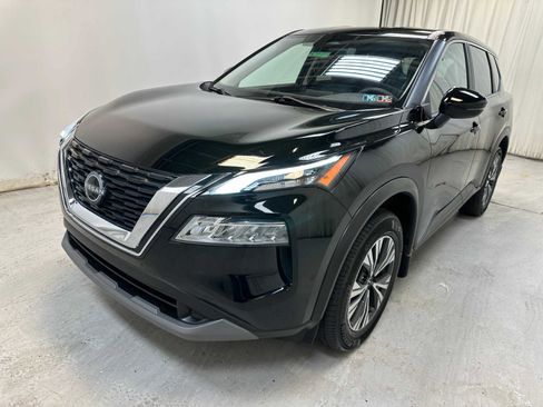 Certified 2023 Nissan Rogue SV image 9