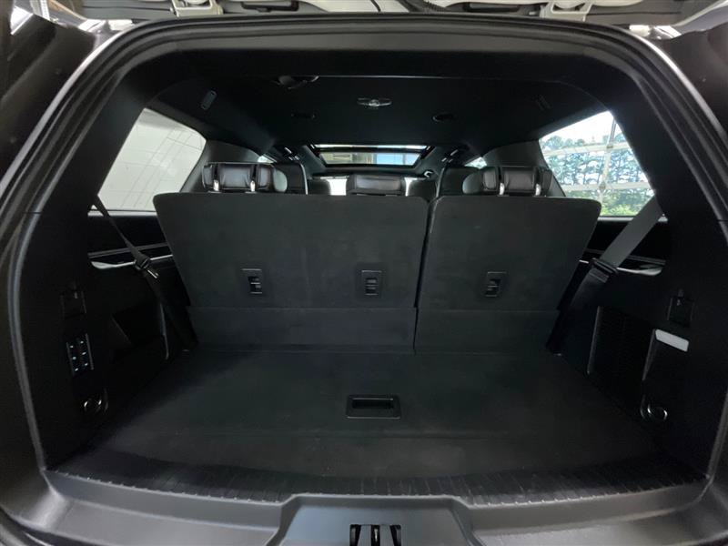 Used 2020 Ford Expedition XLT w/ Equipment Group 202A RWD image 23