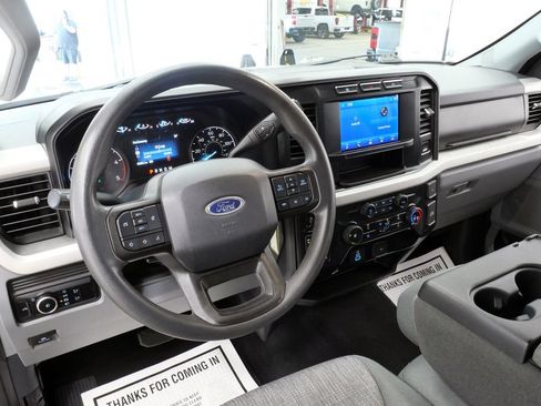 Used 2023 Ford F250 XLT AWD/4WD image 12