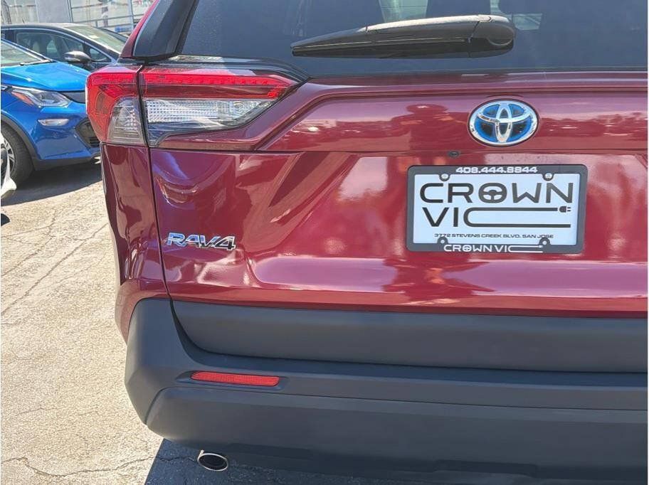 Used 2019 Toyota RAV4 LE w/ Carpet Mat Package AWD/4WD image 24