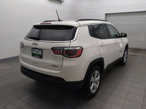 Used 2020 Jeep Compass Latitude w/ Popular Equipment Group AWD/4WD image 9