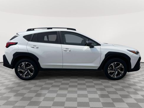 Used 2024 Subaru Crosstrek 2.0i Premium AWD/4WD image 9