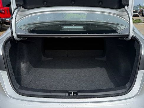 Used 2026 Toyota Corolla LE image 28