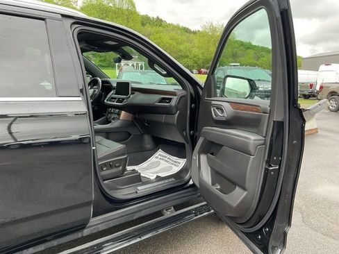 Used 2022 Chevrolet Tahoe High Country AWD/4WD image 40