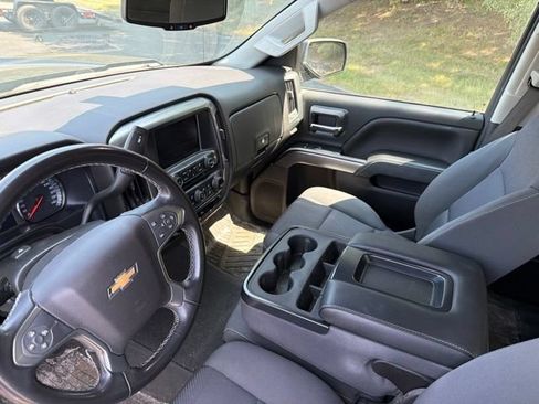 Used 2019 Chevrolet Silverado 1500 LT w/ All Star Edition AWD/4WD image 5