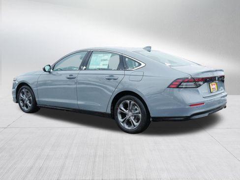 New 2026 Honda Accord EX-L image 5