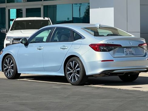 Used 2023 Honda Civic EX image 6