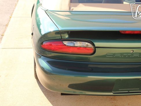 Used 1995 Chevrolet Camaro Z28 image 34