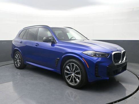 Used 2026 BMW X5 M60i AWD/4WD image 3