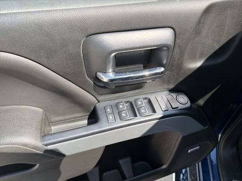 Used 2018 Chevrolet Silverado 1500 LT w/ All Star Edition AWD/4WD image 16