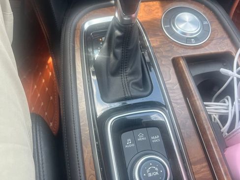 Used 2023 Nissan Armada SL w/ Cargo Package RWD image 8