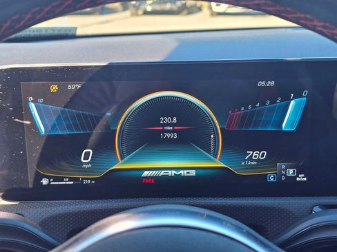 Used 2023 Mercedes-Benz CLA 35 AMG 4MATIC image 25