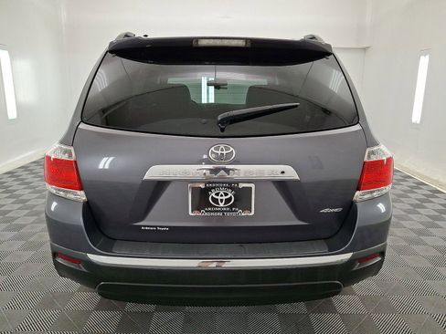 Used 2012 Toyota Highlander Limited w/ Tow Pkg AWD/4WD image 15