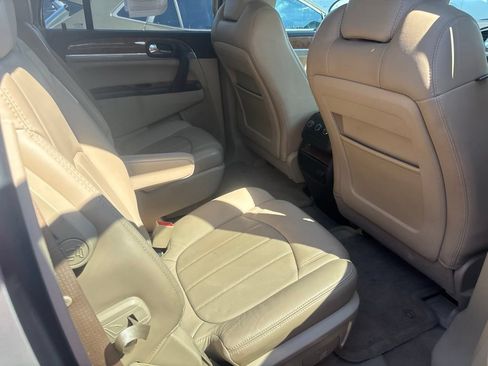 Used 2012 Buick Enclave Leather AWD/4WD image 8