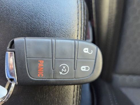 Used 2020 Jeep Compass Latitude AWD/4WD image 29