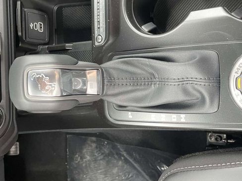 New 2026 Ford Bronco Outer Banks AWD/4WD image 17