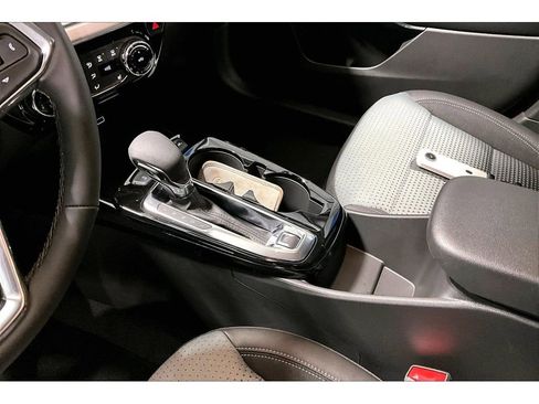 New 2026 Chevrolet Trax LT image 9