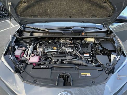New 2026 Toyota Prius Plug-In Hybrid FWD image 16