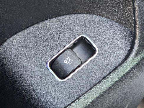 Used 2026 Mercedes-Benz GLE 450 4MATIC image 38