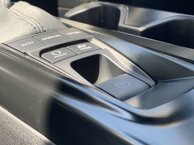Used 2026 Toyota Camry SE w/ Multimedia Upgrade Package FWD image 28
