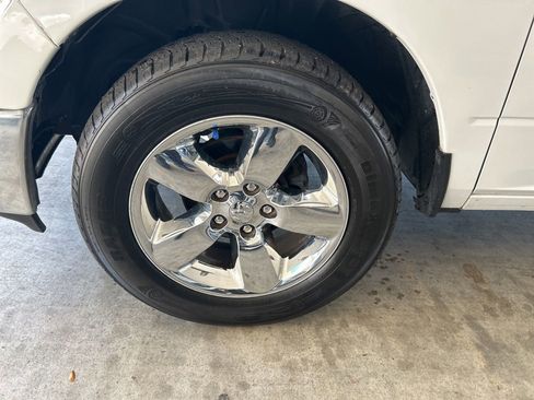 Used 2019 RAM 1500 Big Horn image 12