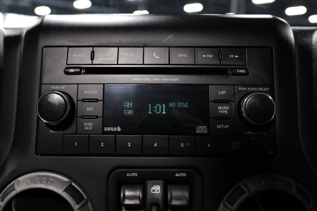 Used 2017 Jeep Wrangler Unlimited Sport w/ Quick Order Package 24S AWD/4WD image 37