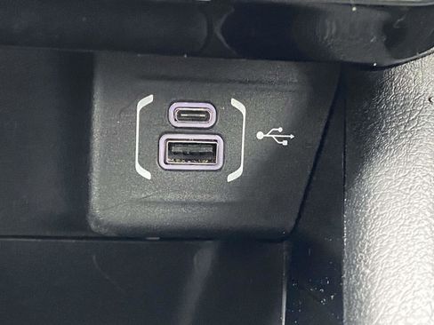 Certified 2024 Jeep Compass Limited image 6