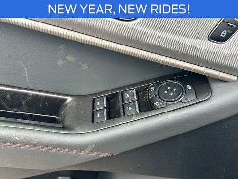 New 2026 Ford Explorer Active image 12