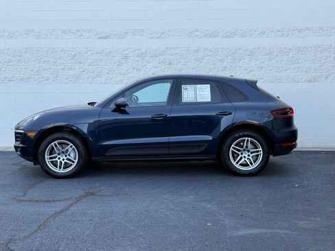 Used 2018 Porsche Macan Sport Edition image 2